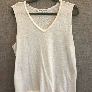 V-neck tank top